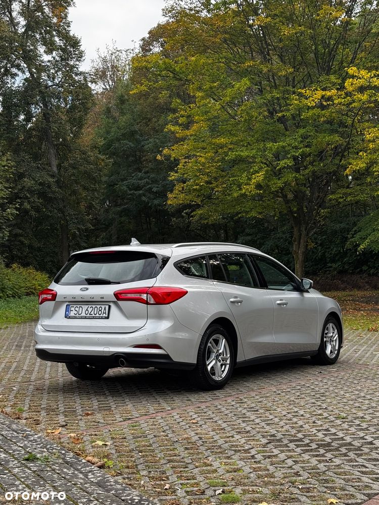 Ford Focus - 5