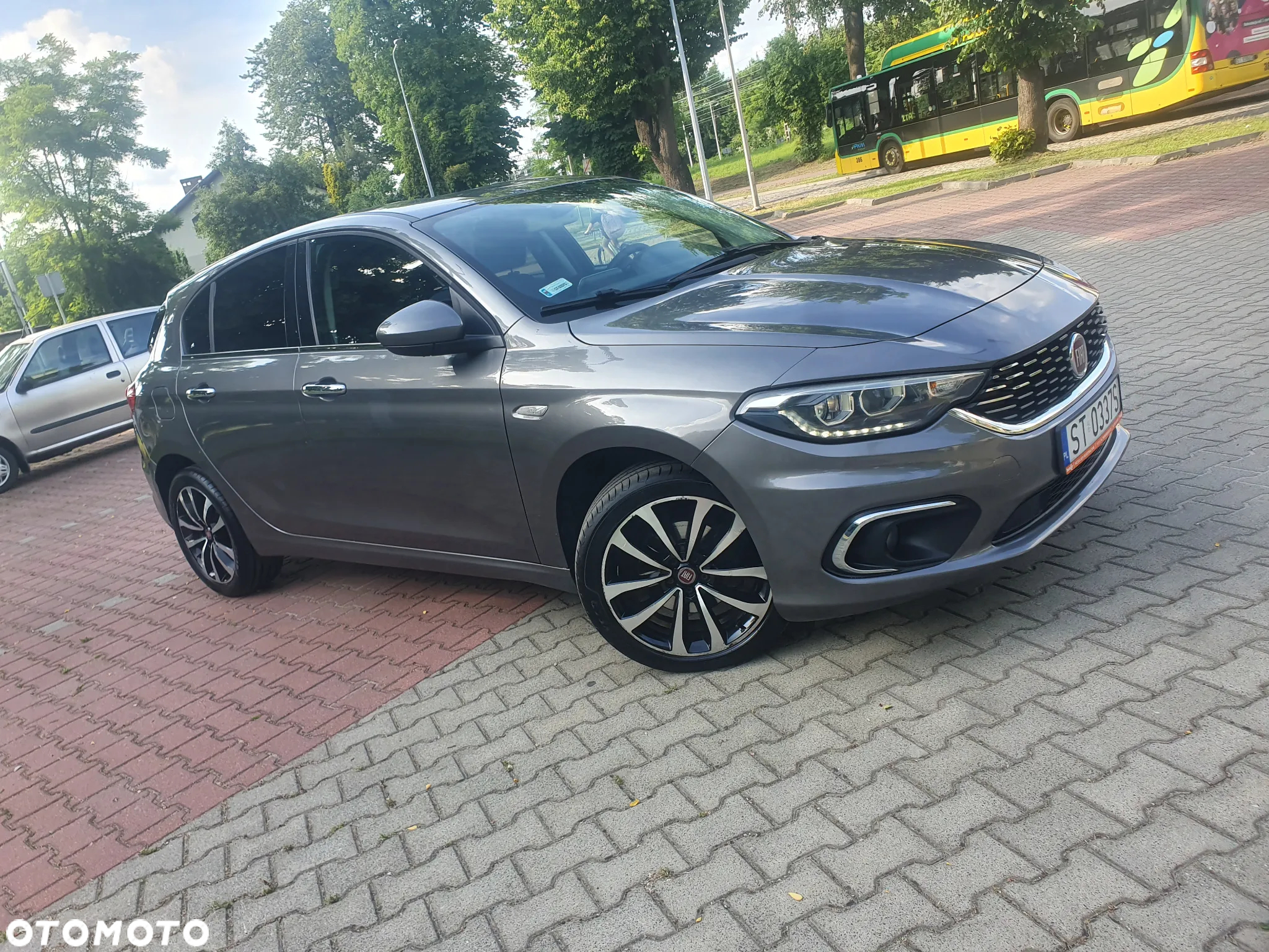 Fiat Tipo 1.6 MultiJet 16v Lounge - 36