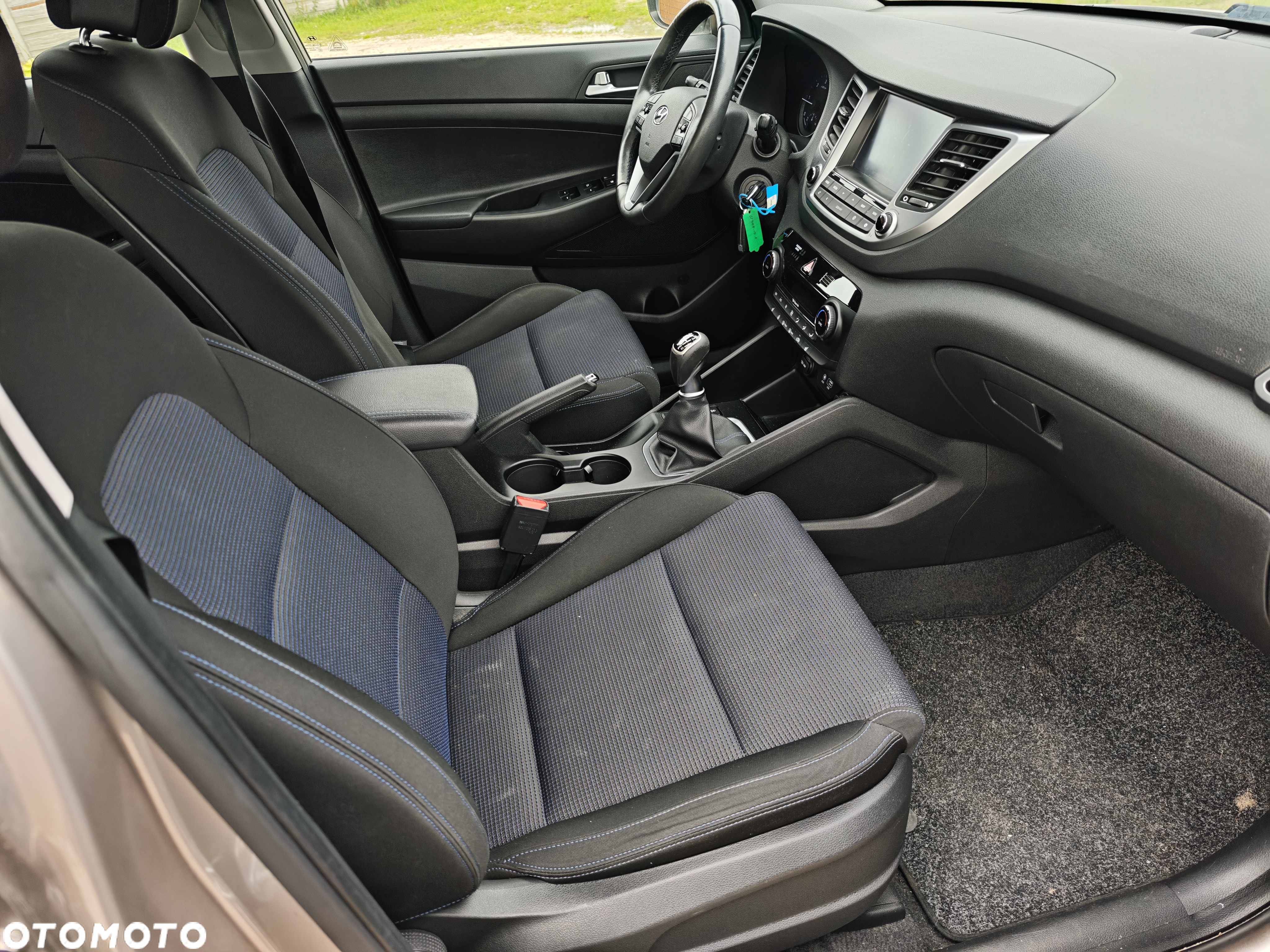 Hyundai Tucson blue 1.7 CRDi 2WD Style - 18