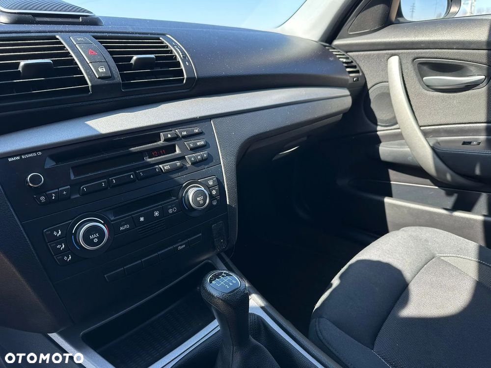 BMW Seria 1 118i Edition Lifestyle - 12