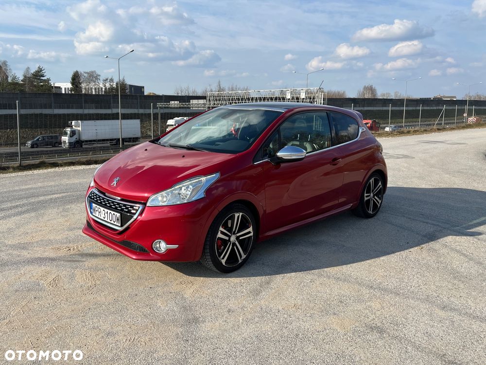 Peugeot 208 1.6 THP GTi - 13