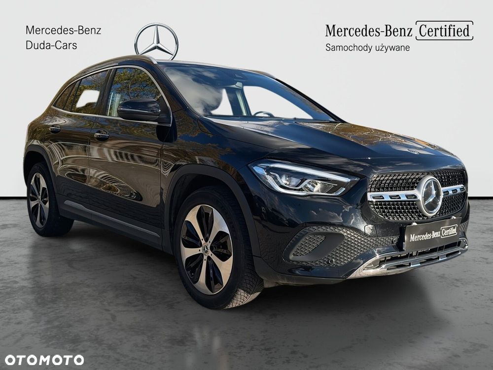 Mercedes-Benz GLA 220 d 4-Matic Progressive 8G-DCT - 4