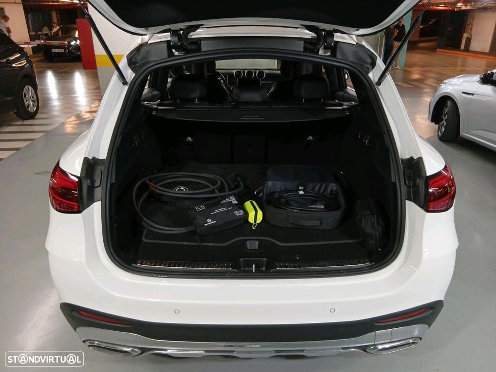 Mercedes-Benz GLC 300 e 4Matic - 11