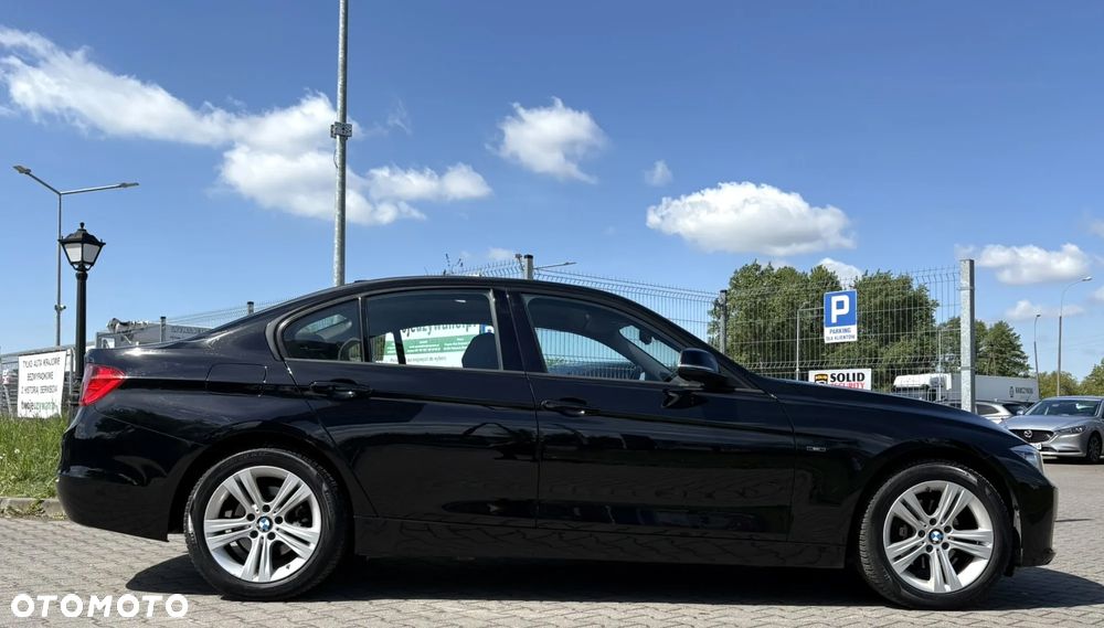BMW Seria 3 316i Sport Line - 4