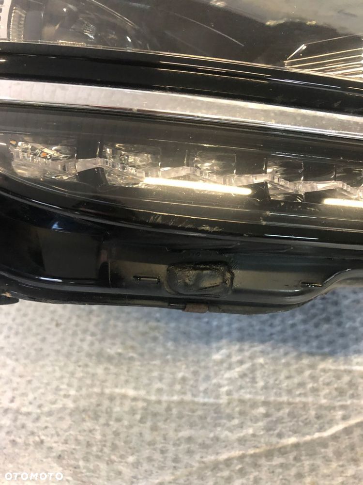 REFLEKTOR PRAWY VW TIGUAN ALLSPACE FULL LED nr.00 - 2