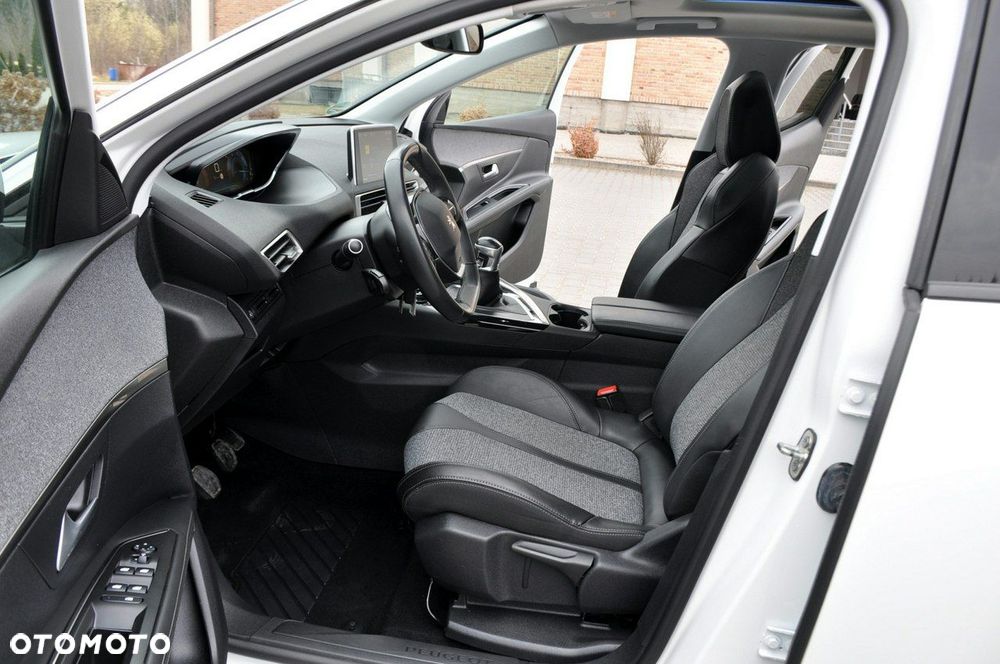 Peugeot 3008 - 21