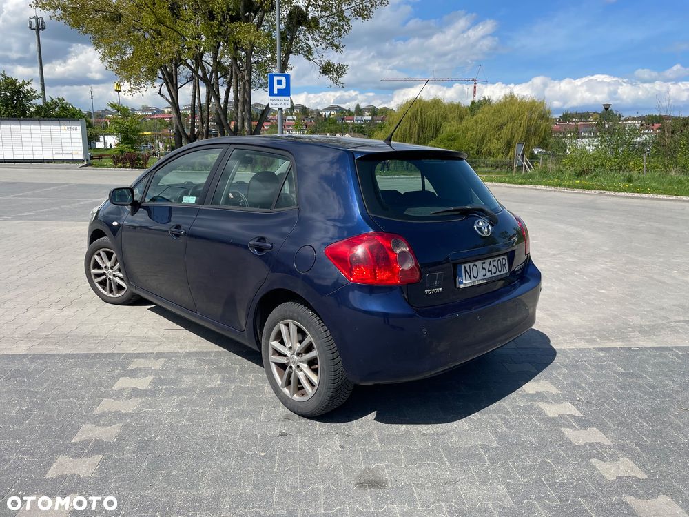 Toyota Auris 1.4 D-4D Luna - 6