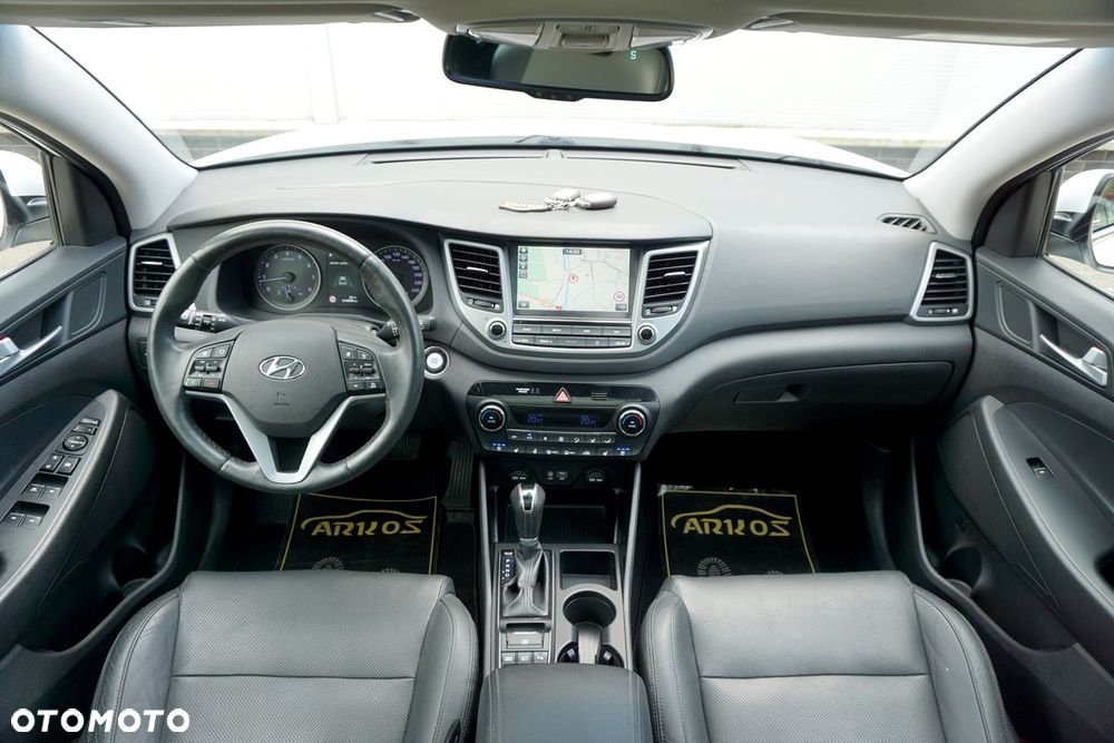 Hyundai Tucson - 2