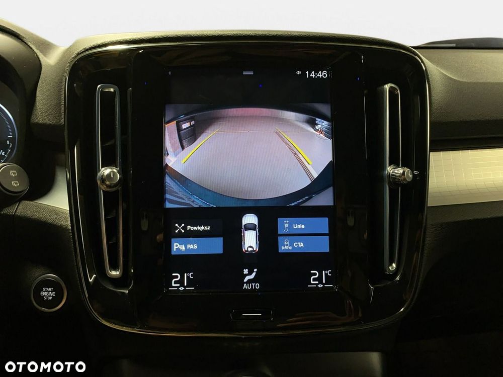 Volvo XC 40 - 33