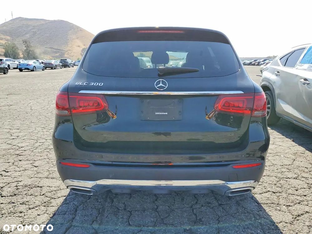 Mercedes-Benz GLC 300 4Matic 9G-TRONIC Avantgarde Advanced - 6