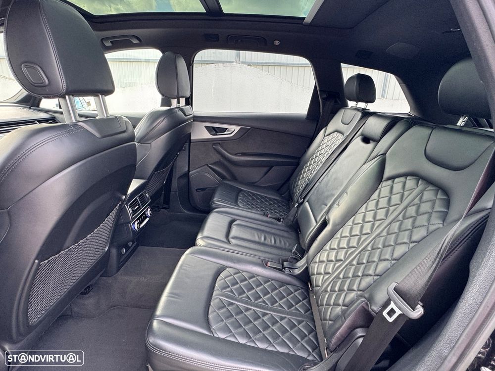 Audi SQ7 4.0 TDI V8 quattro Tiptronic - 13