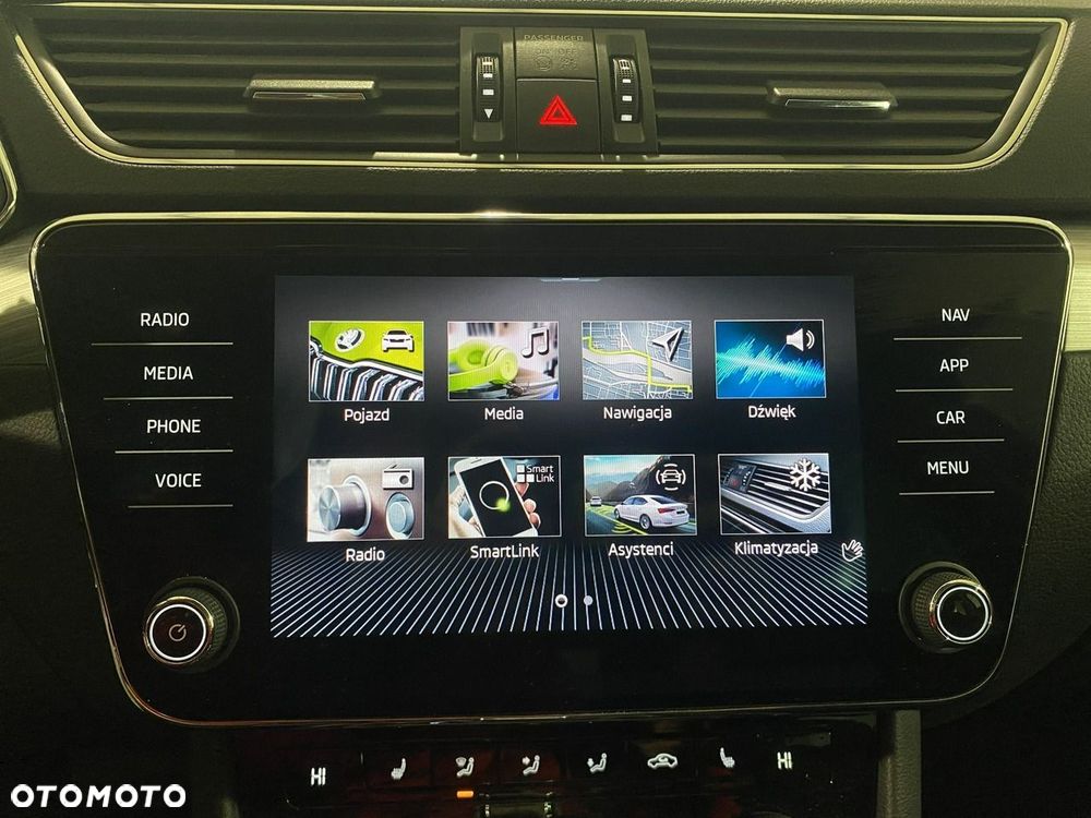 Skoda Superb 2.0 TDI SCR Ambition DSG - 19