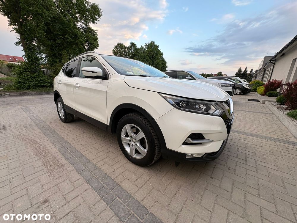 Nissan Qashqai 1.7 dCi 4x4 Tekna Xtronic - 6