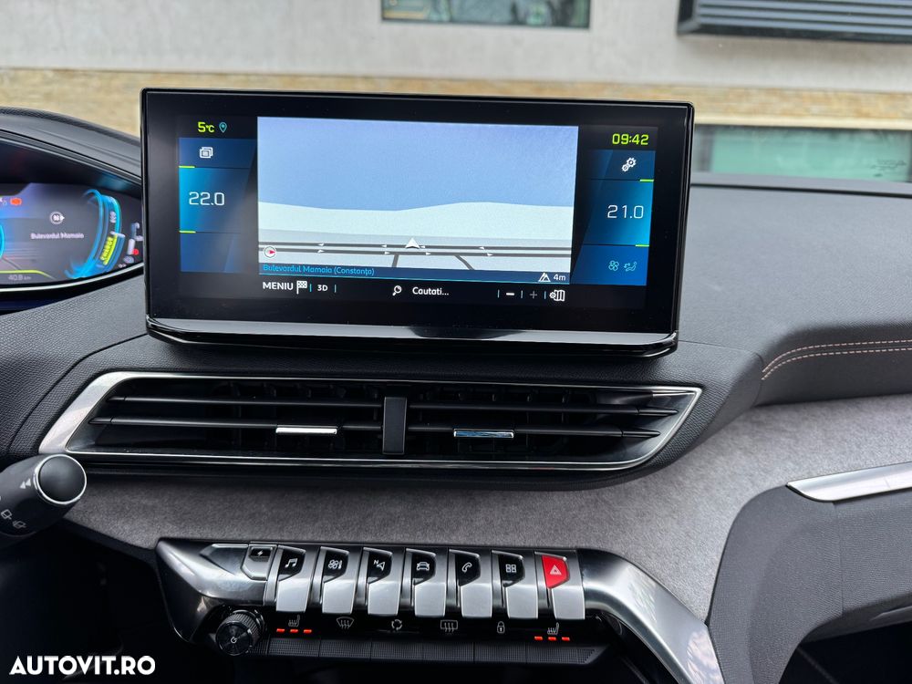Peugeot 3008 PHEV 300 EAT8 4X4 GT - 39