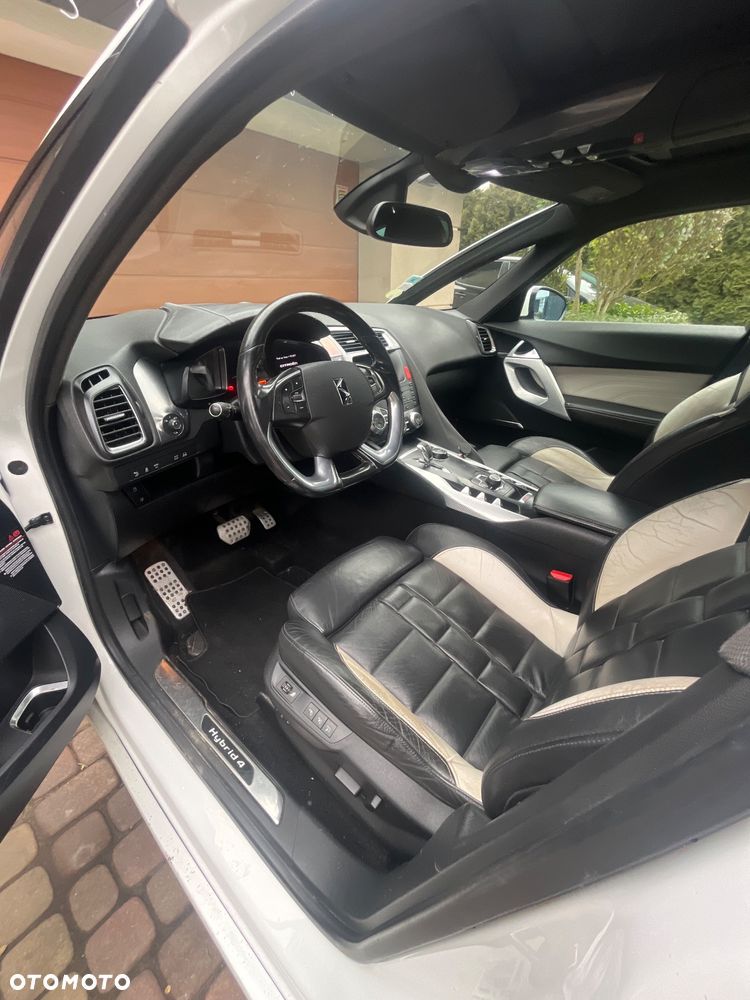 Citroën DS5 Hybrid4 EGS6 SportChic - 14