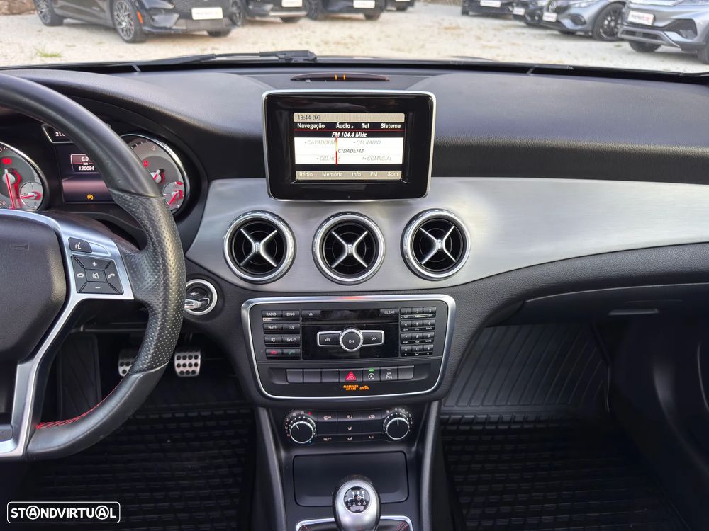 Mercedes-Benz GLA 200 (CDI) d AMG Line - 38