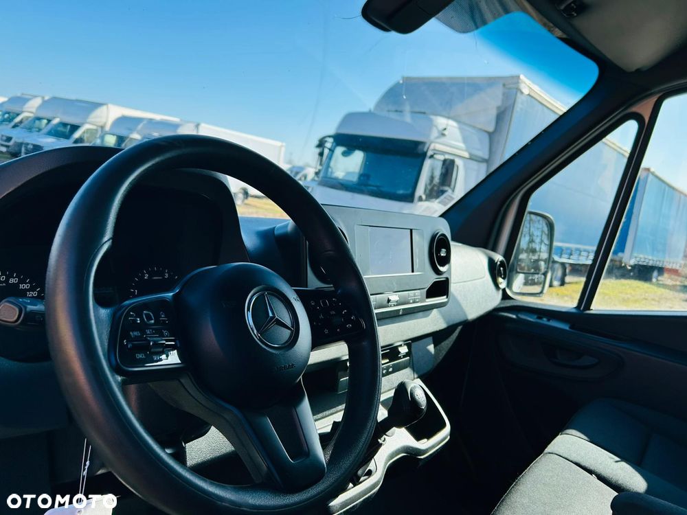 Mercedes-Benz sprinter - 19