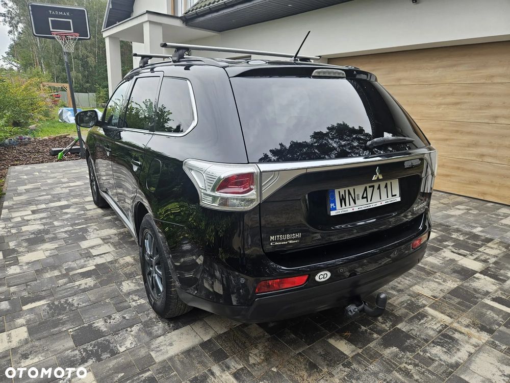 Mitsubishi Outlander - 19