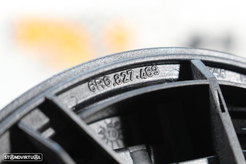 Puxador Da Tampa Da Mala Volkswagen Polo (6R1, 6C1)  6R6827469 / 6R6 8 - 6