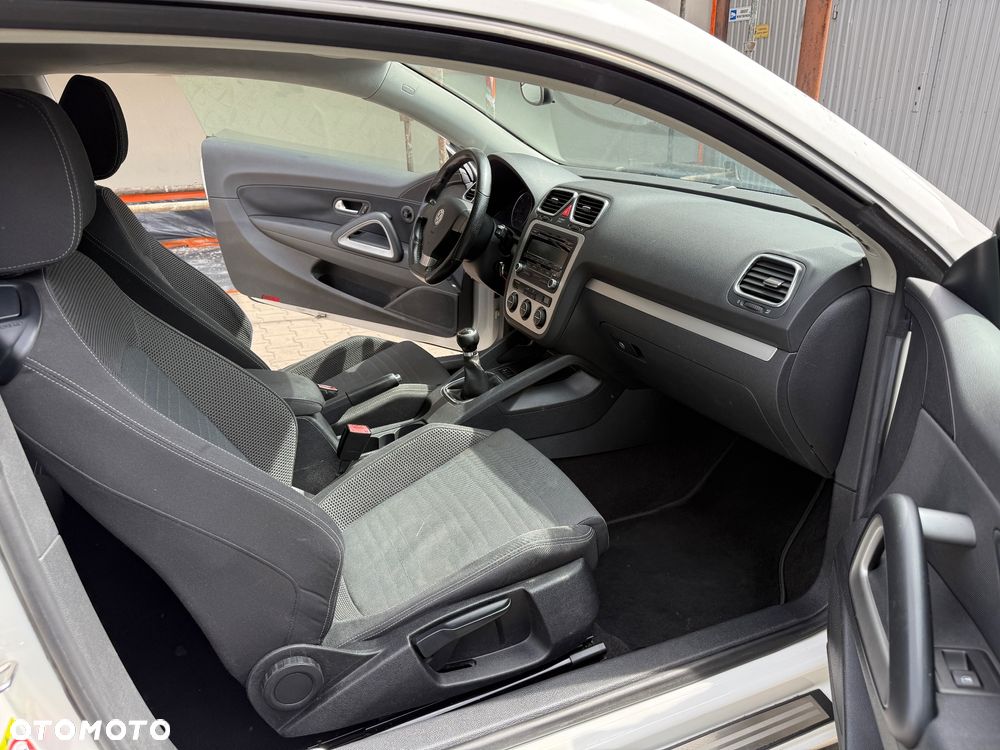 Volkswagen Scirocco 2.0 TDI Blue Motion Technologie - 6