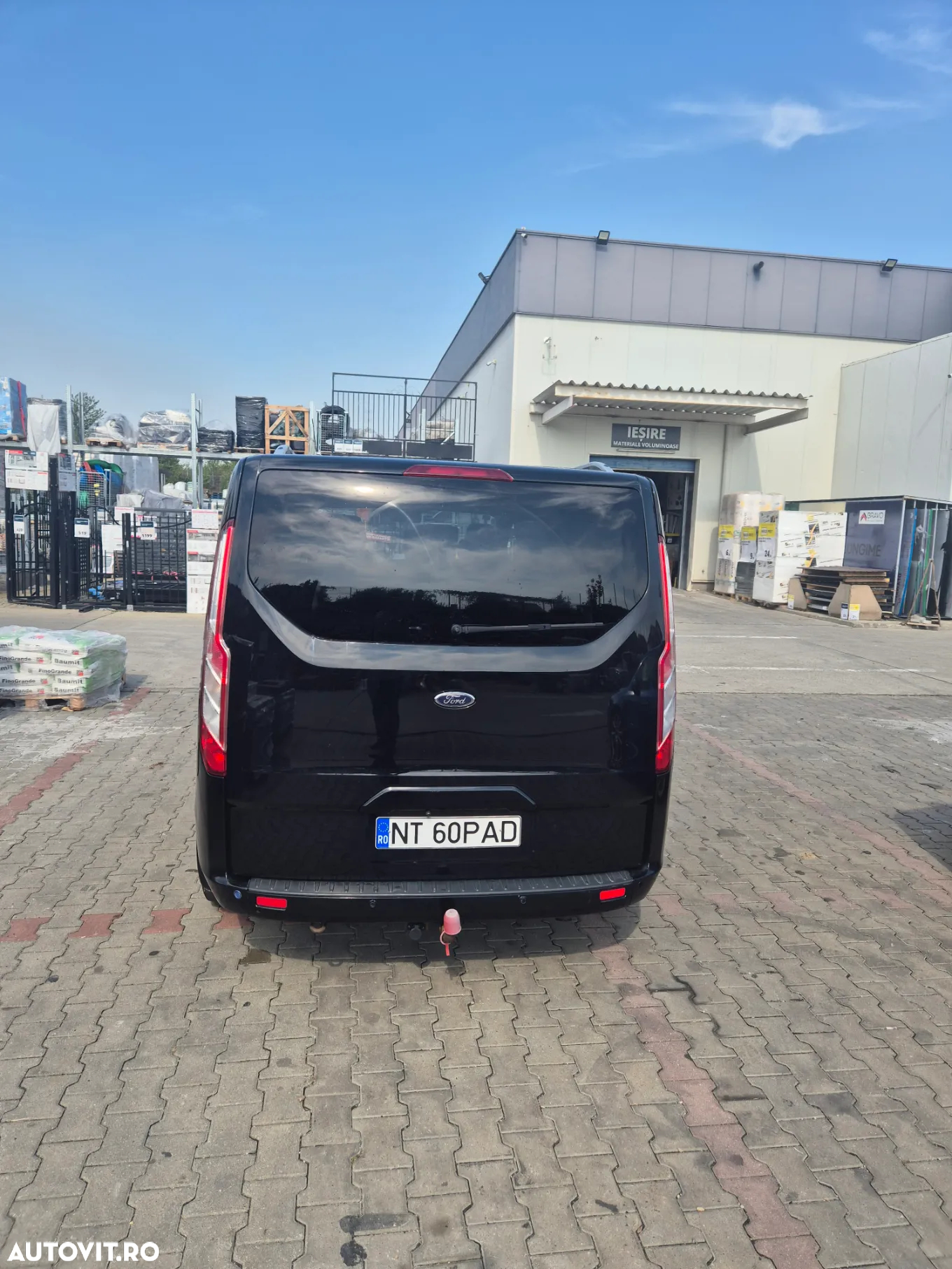 Ford Tourneo Custom - 3