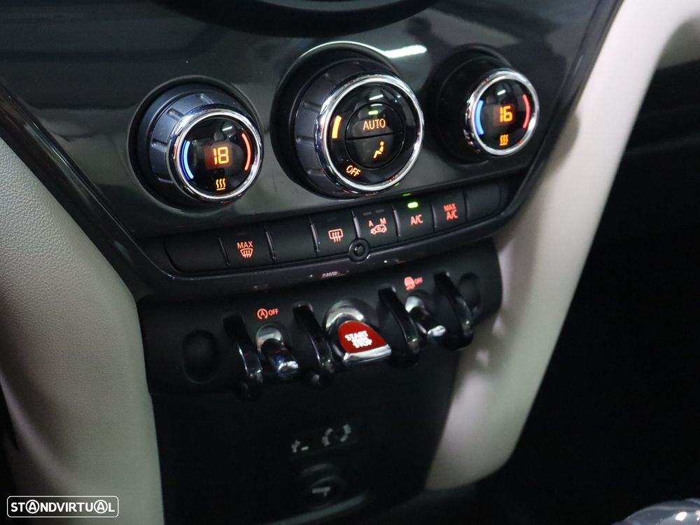 MINI Countryman Cooper D ALL4 Auto - 15