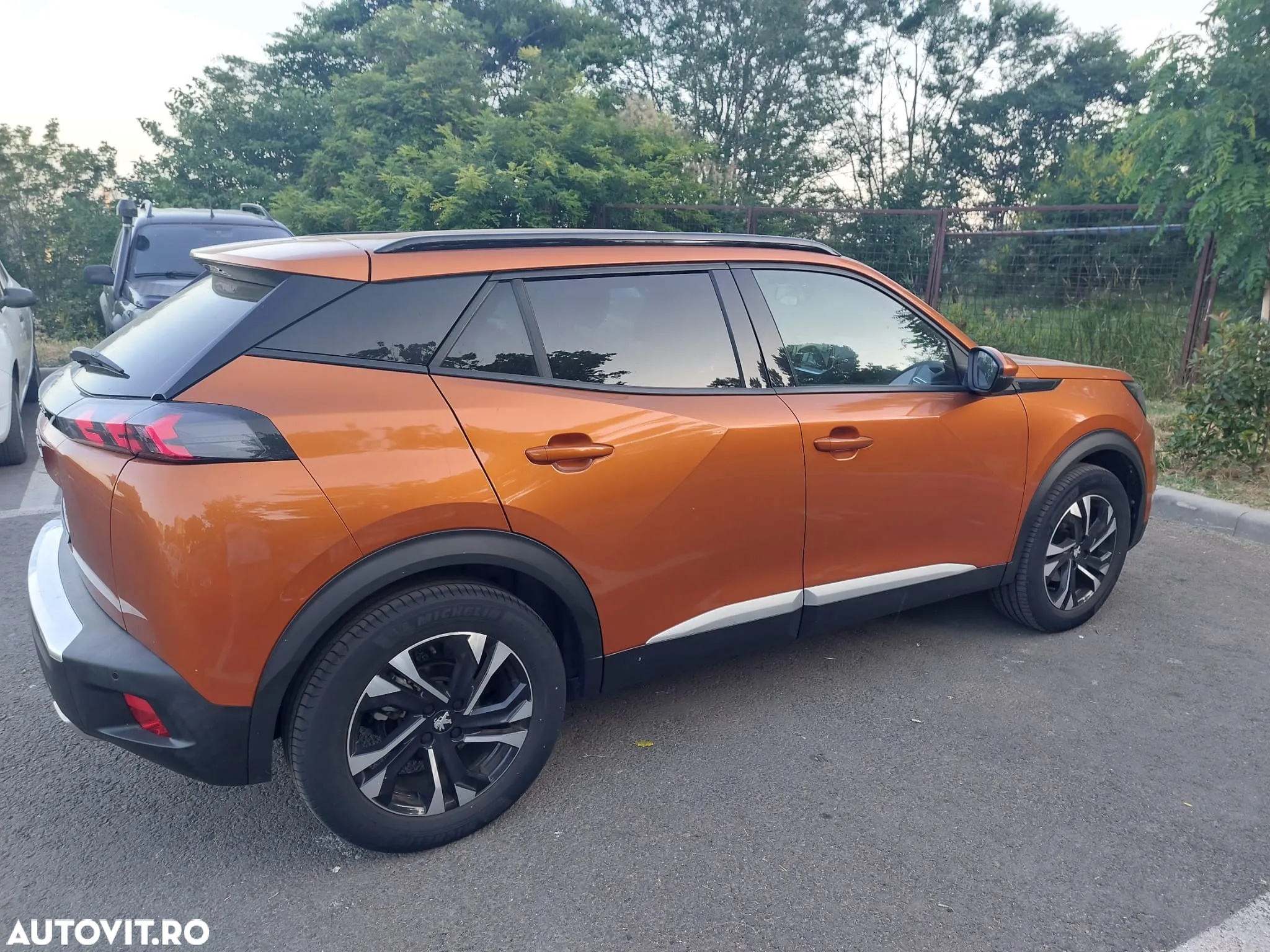 Peugeot 2008 1.2 PureTech EAT8 STT Allure Pack - 14
