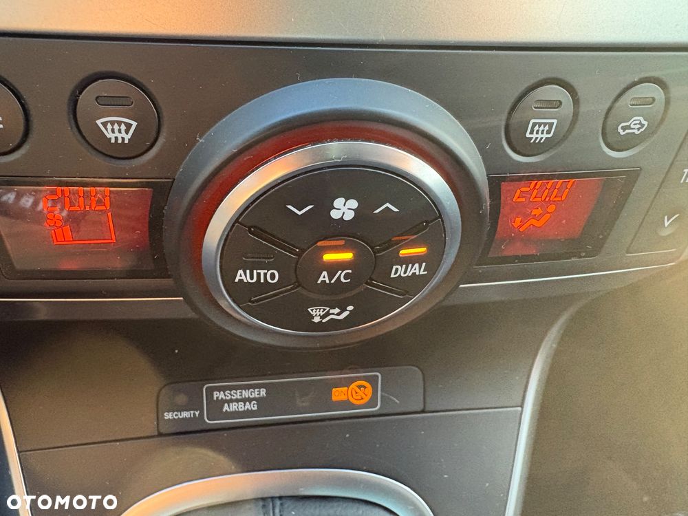 Toyota Verso 2.0 D-4D 5-Sitzer Executive - 30