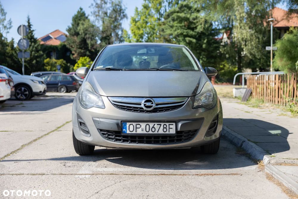Opel Corsa 1.2 16V Edition / Active - 4