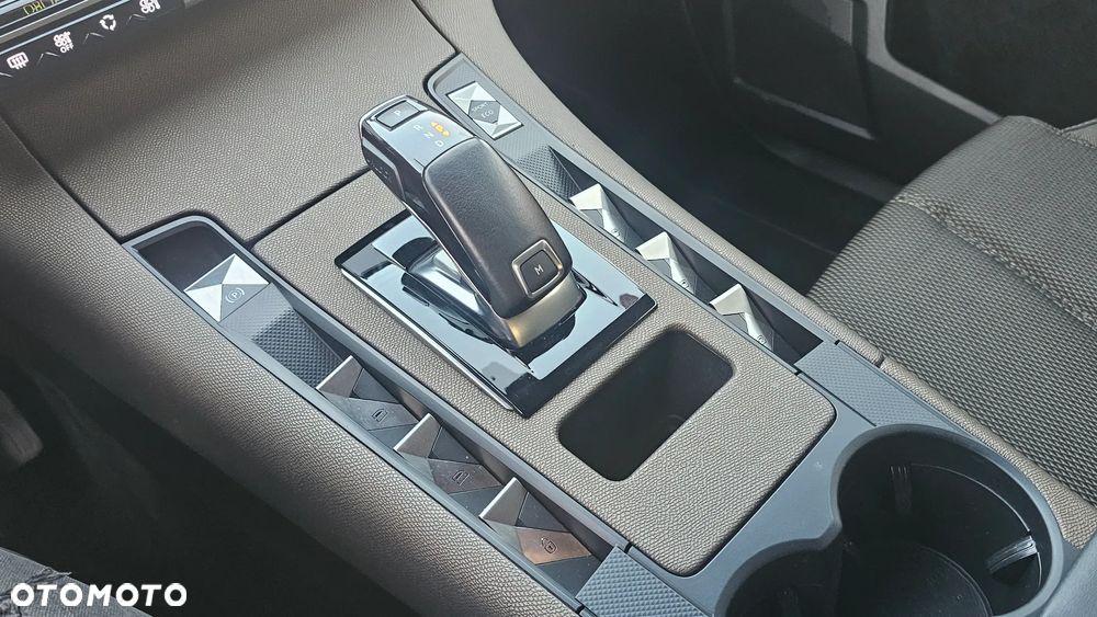 DS Automobiles DS 7 Crossback 1.6 PureTech Performance Line + - 5