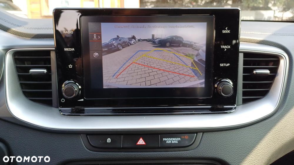 Kia Ceed 1.5 T-GDI M - 27