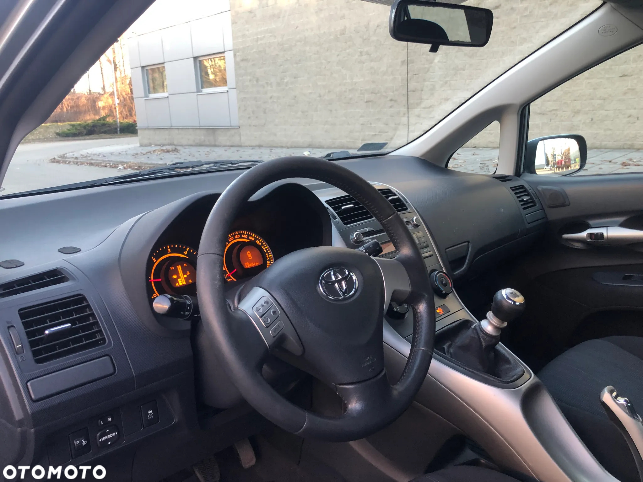 Toyota Auris 2.0 D-4D Luna - 8