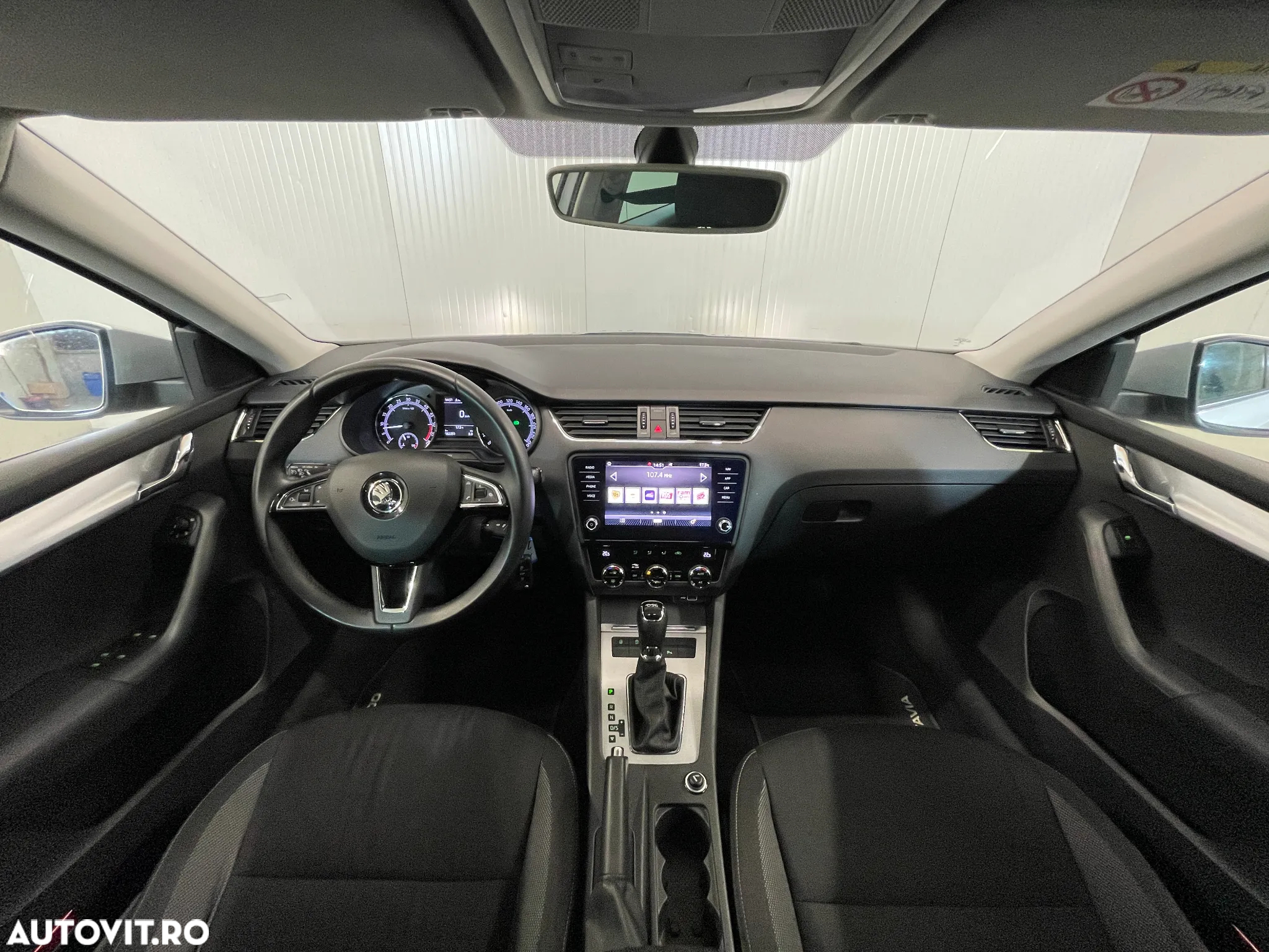 Skoda Octavia Combi 2.0 TDI DSG Style - 7