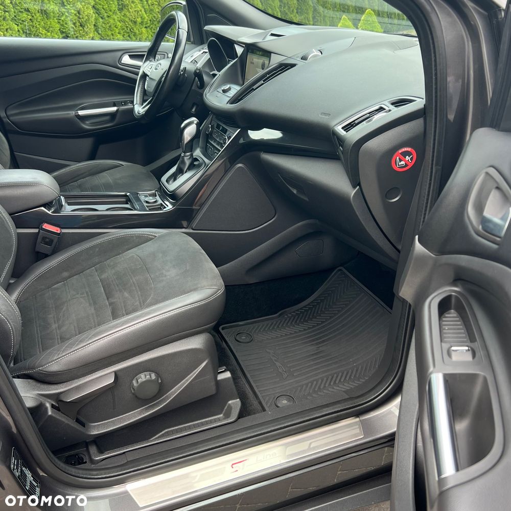 Ford Kuga 2.0 TDCi AWD ST-Line - 26