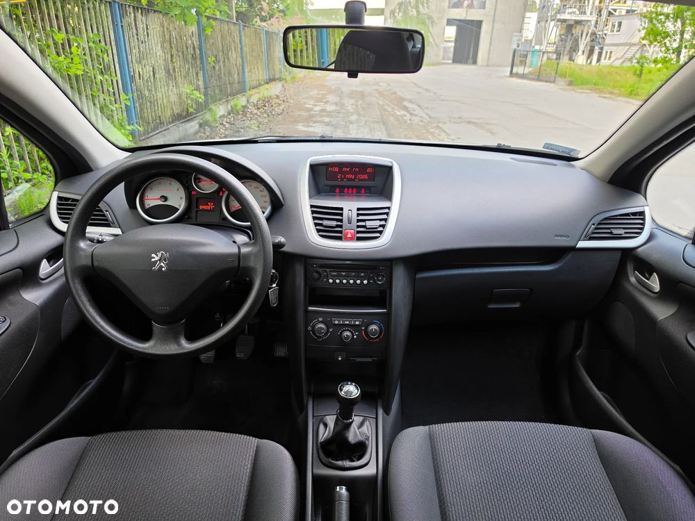 Peugeot 207 1.4 Trendy - 7