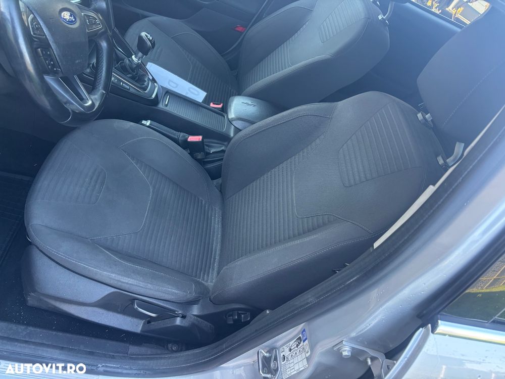 Ford Focus 1.5 TDCi DPF Start-Stopp-System Titanium - 10