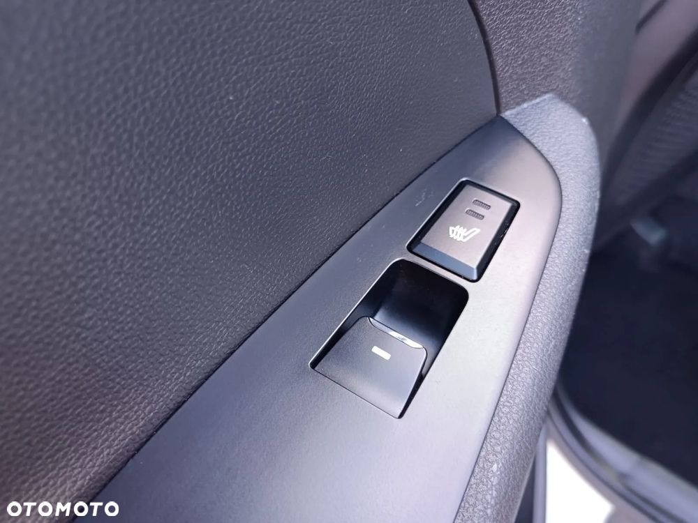 Hyundai Tucson blue 1.7 CRDi 2WD Advantage - 33