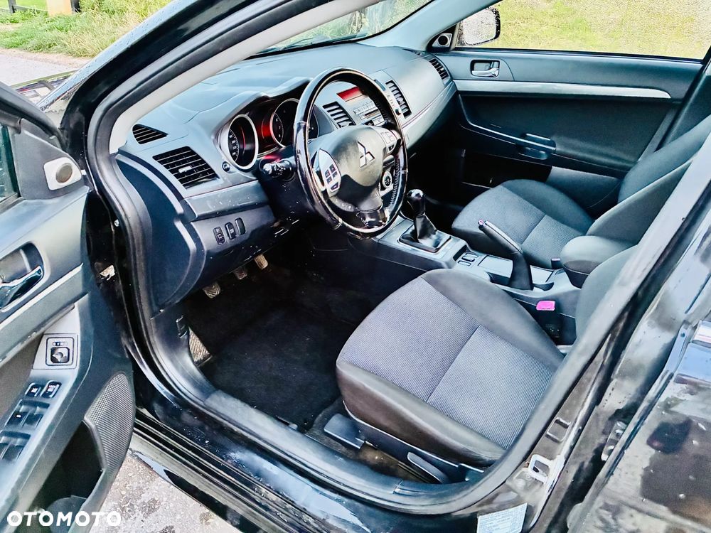 Mitsubishi Lancer 1.8 Intense - 8
