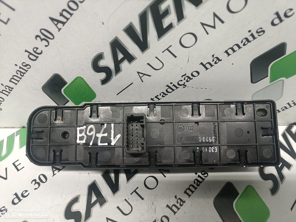 Botão / Botões / Comutador Vidro Esq Renault Megane Iii Grandtour (Kz0 - 2