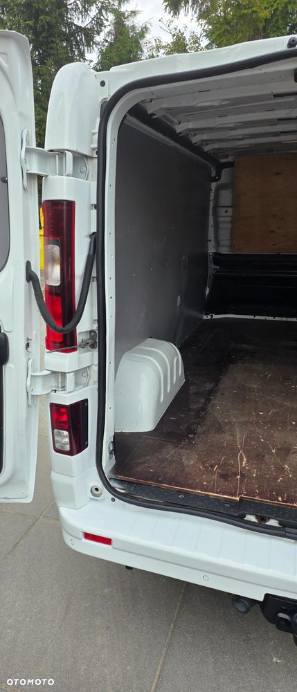 Opel VIVARO LONG BARDZO BOGATA WERSJA - 19