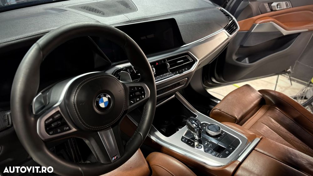 BMW X5 M M50d - 16