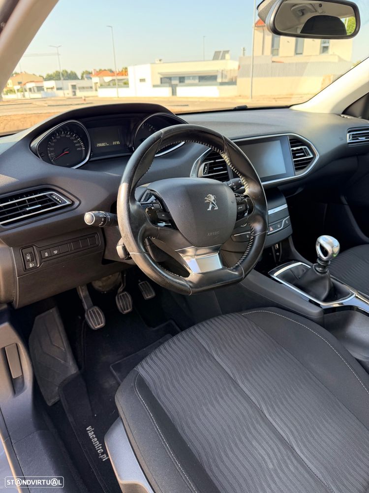Peugeot 308 SW BlueHDi 120 Stop & Start Active - 17