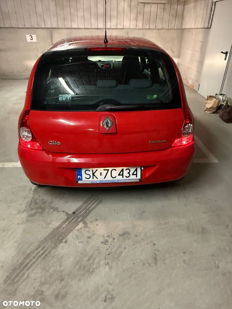 Renault Clio 1.2 16V Campus - 3