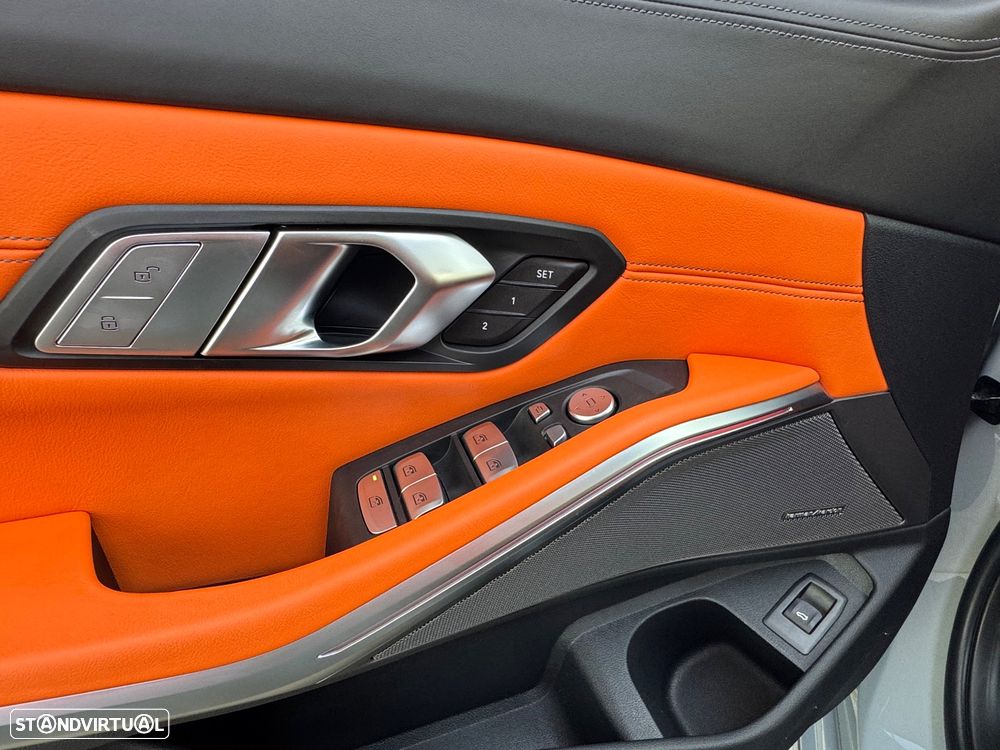 BMW M3 Competition Touring M xDrive - 19