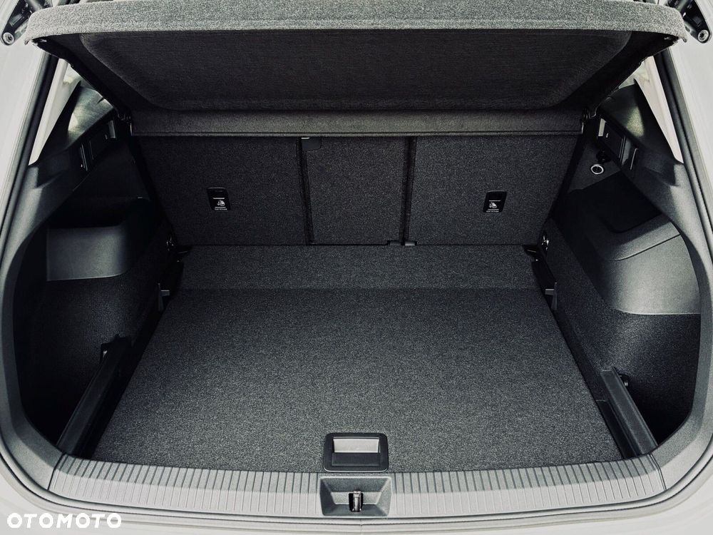 Volkswagen Tiguan - 23