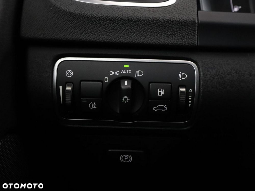 Volvo V60 D2 Kinetic - 32