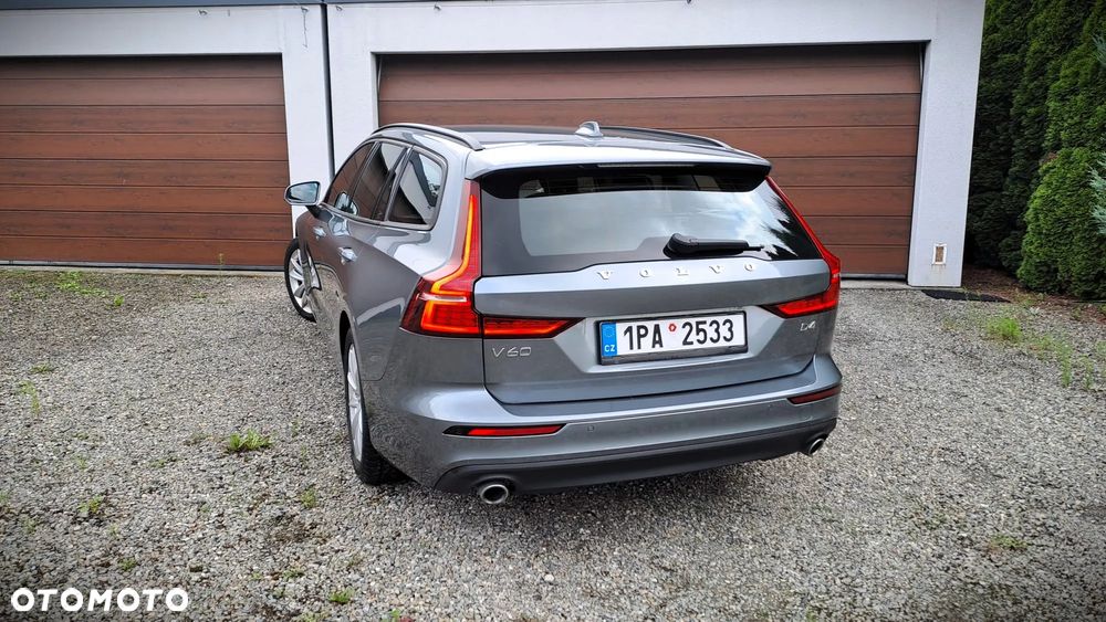 Volvo V60 D4 Geartronic Momentum - 6