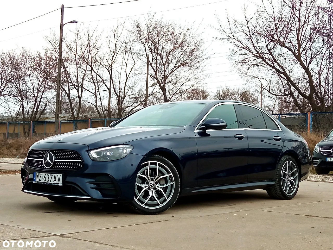 Mercedes-Benz Klasa E 220 d 4-Matic AMG - 2