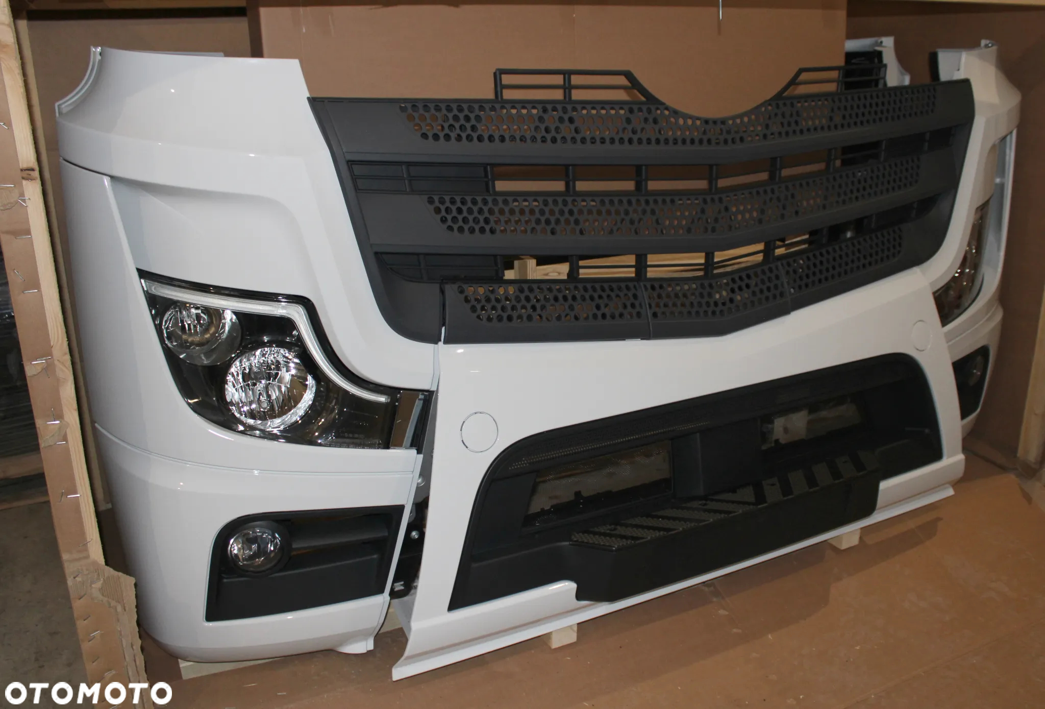 MERCEDES ACTROS MP5 MP4 PRZÓD ZDERZAK LAMPY MASKA GRILL NAROŻNIKI - 3