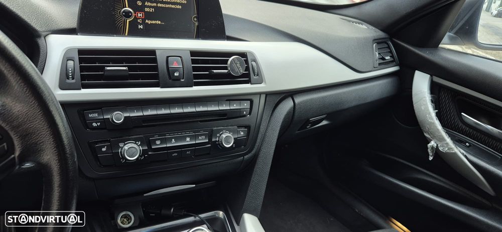 BMW 320 d EfficientDynamics Line Sport - 7